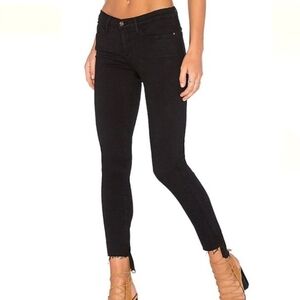 42. FRAME | Le Skinny de Jeanne – Black – Size 29